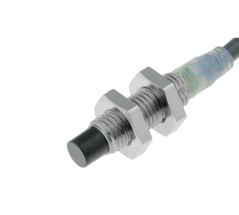 inductive-sensor-make-contact-omron-e2a-s08kn04-wp-d1-2m