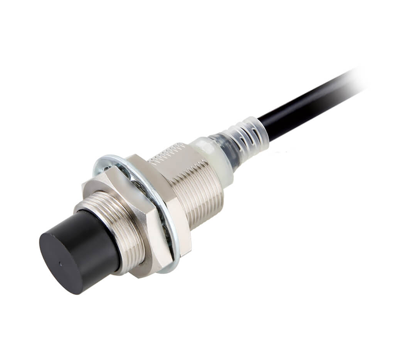 inductive-sensor-pnp-omron-e2e-x16mb3d18-2m-oms