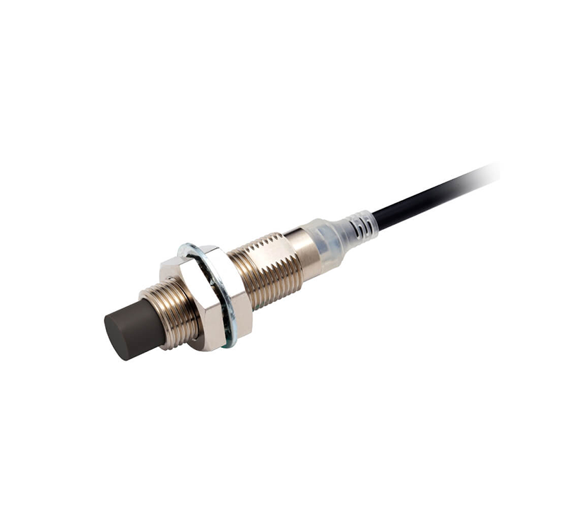 inductive-sensor-pnp-omron-e2e-x5mb1t12-2m