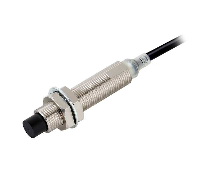 inductive-sensor-pnp-omron-e2e-x8mb1tl12-5m